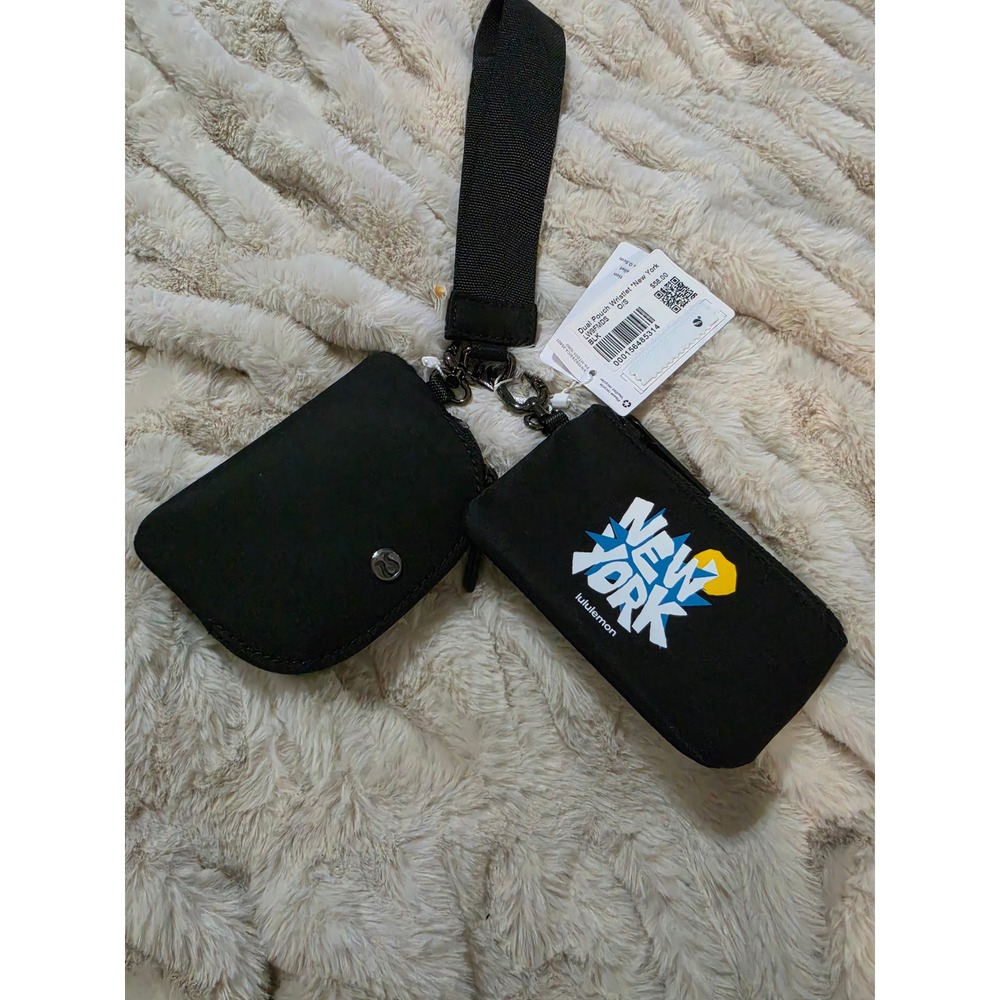 Lululemon Dual Pouch Wristlet New York Black LW9FMDS NWT
